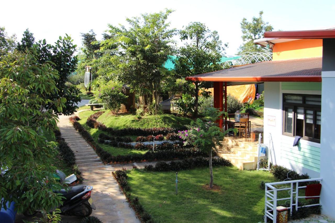 Bobbyfarm Gia Nghia Exterior foto